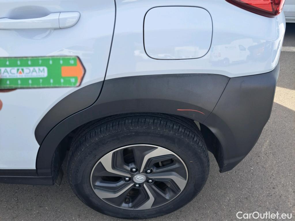  Hyundai  Konna HYUNDAI Kona / 2017 / 5P / todoterreno 1.6 GDI HEV SLE DCT #21