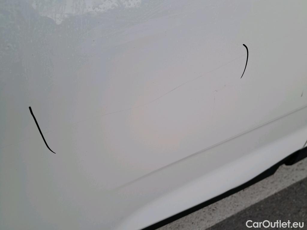  KIA  STONIC KIA  / 2017 / 5P / todoterreno 1.0 T-GDi 74kW (100CV) MHEV iMT Concept #15