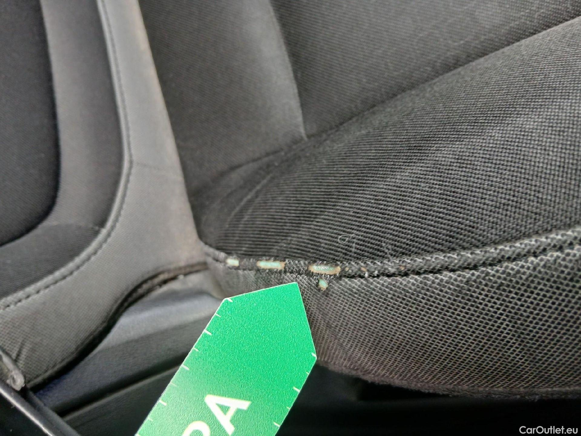  Hyundai  Konna HYUNDAI Kona / 2017 / 5P / todoterreno 1.0 TGDi Klass 4x2 #5