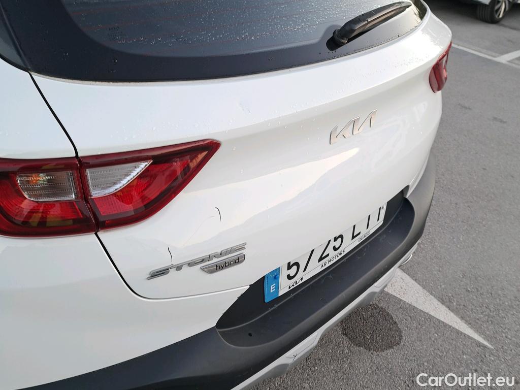  KIA  STONIC KIA  / 2017 / 5P / todoterreno 1.0 T-GDi 74kW (100CV) MHEV iMT Concept #1