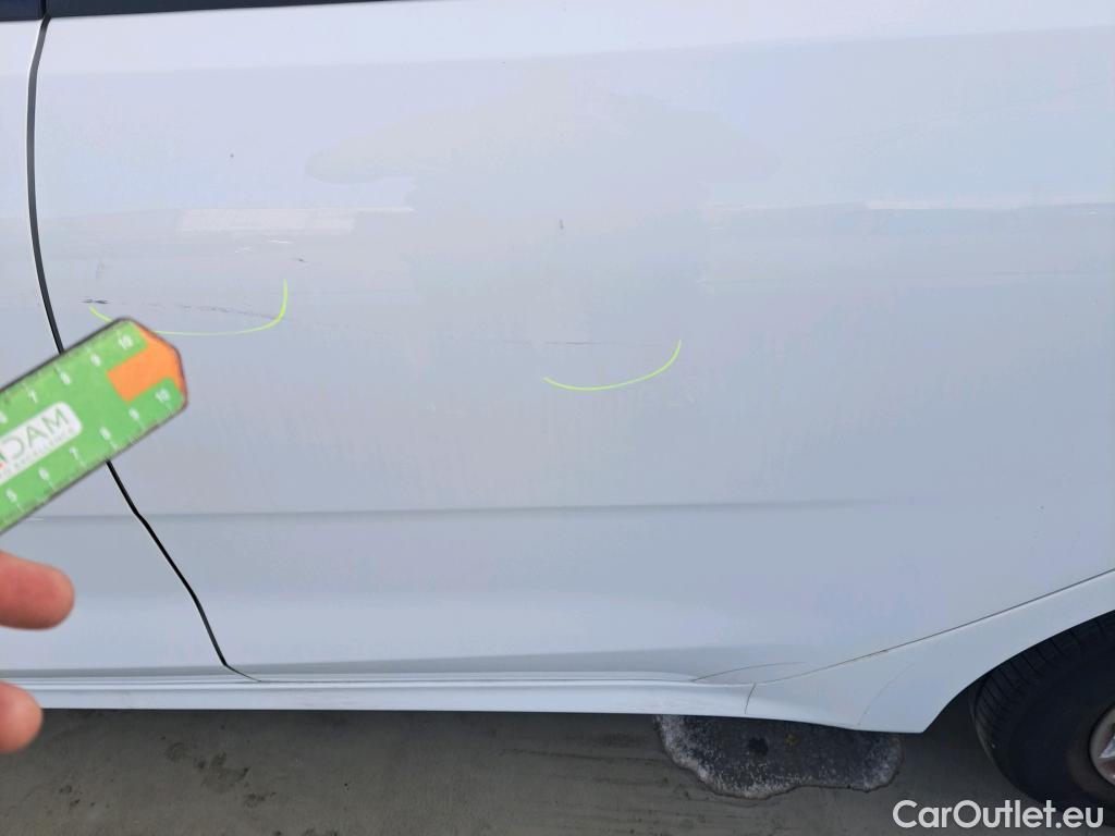  KIA  Rio KIA  / 2020 / 5P / berlina con portón 1.0 T-GDi 74kW (100CV) MHEV iMT Concept #28