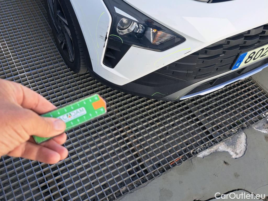  Hyundai  Bayon HYUNDAI  / 2021 / 5P / todoterreno 1.0 TGDI 74kW (100CV) 48V Maxx #26