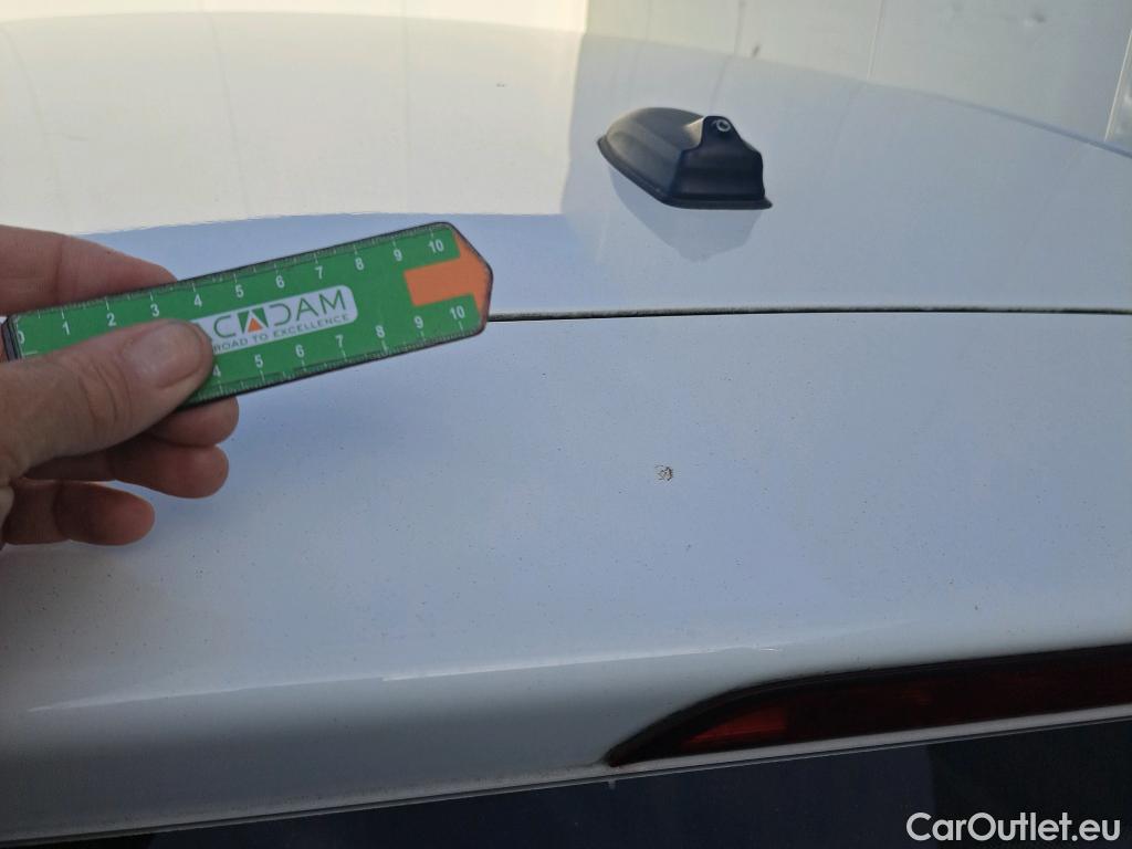  KIA  Rio KIA  / 2020 / 5P / berlina con portón 1.0 T-GDi 74kW (100CV) MHEV iMT Concept #34