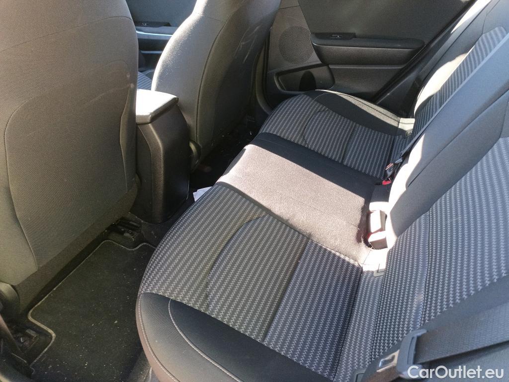  KIA  XCeed KIA  / 2019 / 5P / todoterreno 1.0 T-GDi Drive 88kW (120CV) #9