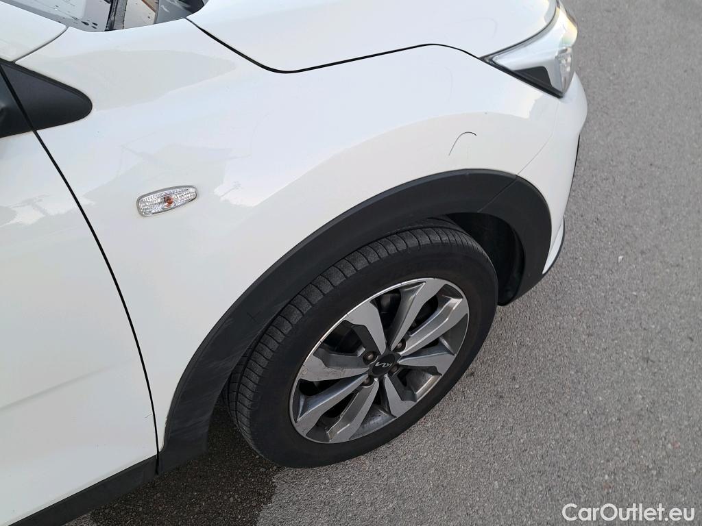  KIA  STONIC KIA  / 2017 / 5P / todoterreno 1.0 T-GDi 74kW (100CV) MHEV iMT Concept #16