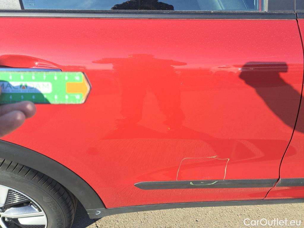  KIA  Niro KIA  / 2019 / 5P / crossover 1.6 GDi HEV 104kW (141CV) Drive #1