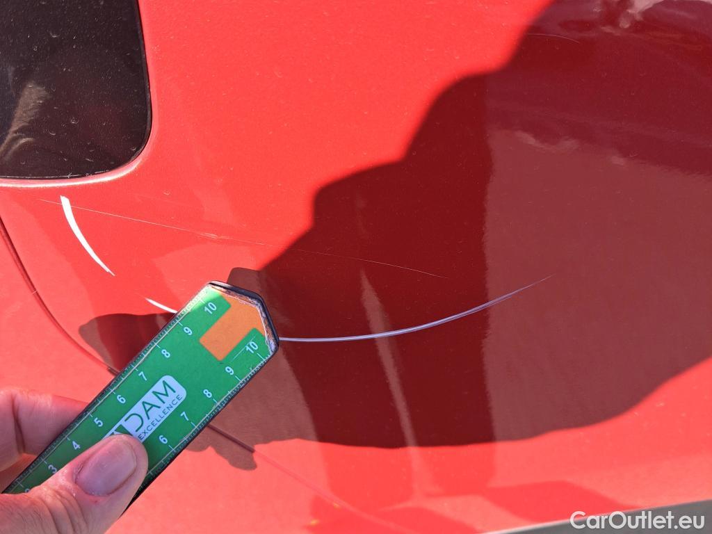  KIA  Niro KIA  / 2019 / 5P / crossover 1.6 GDi HEV 104kW (141CV) Drive #30