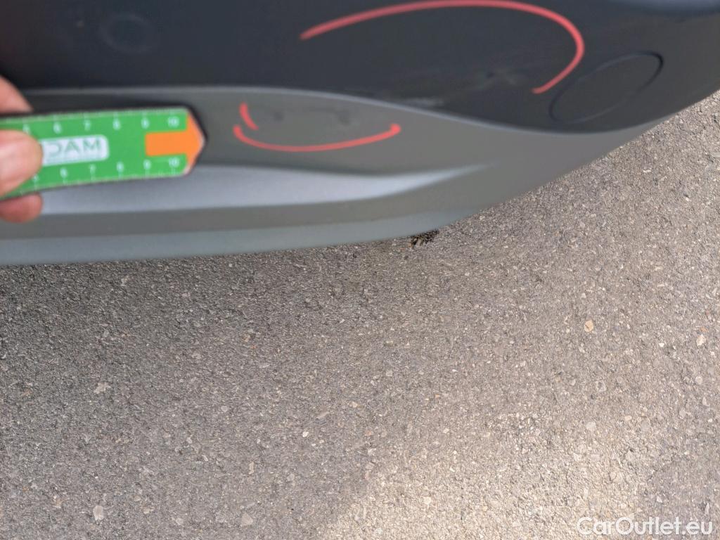  Hyundai  Konna HYUNDAI Kona / 2017 / 5P / todoterreno 1.6 GDI HEV SLE DCT #20