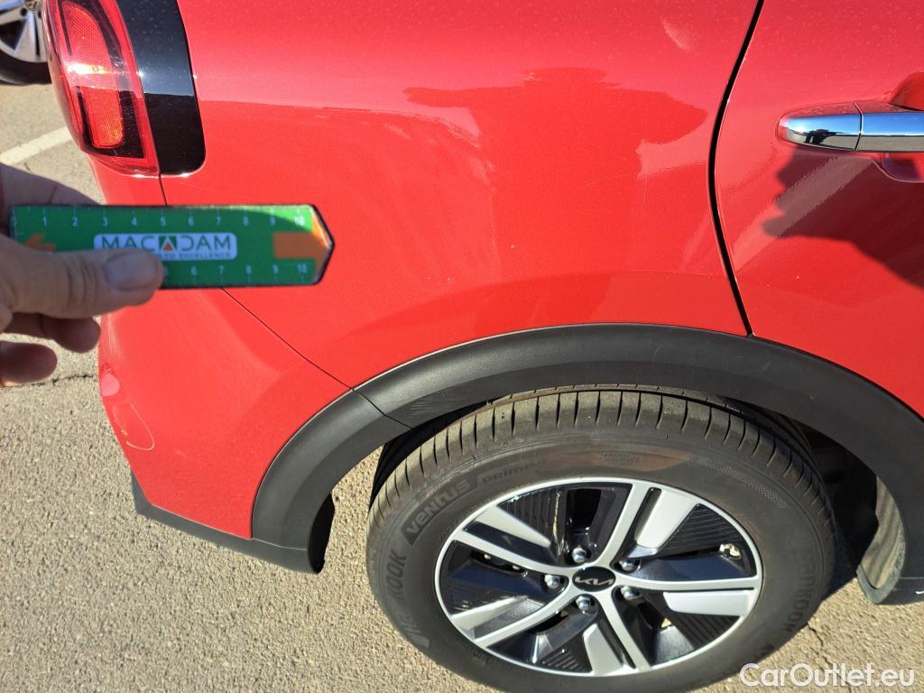  KIA  Niro KIA  / 2019 / 5P / crossover 1.6 GDi HEV 104kW (141CV) Drive #21