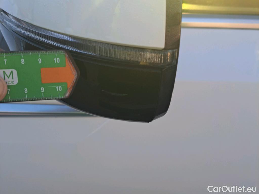  KIA  Sorento KIA  / 2020 / 5P / todoterreno 1.6 T-GDi PHEV Drive 4x4 7pl #14