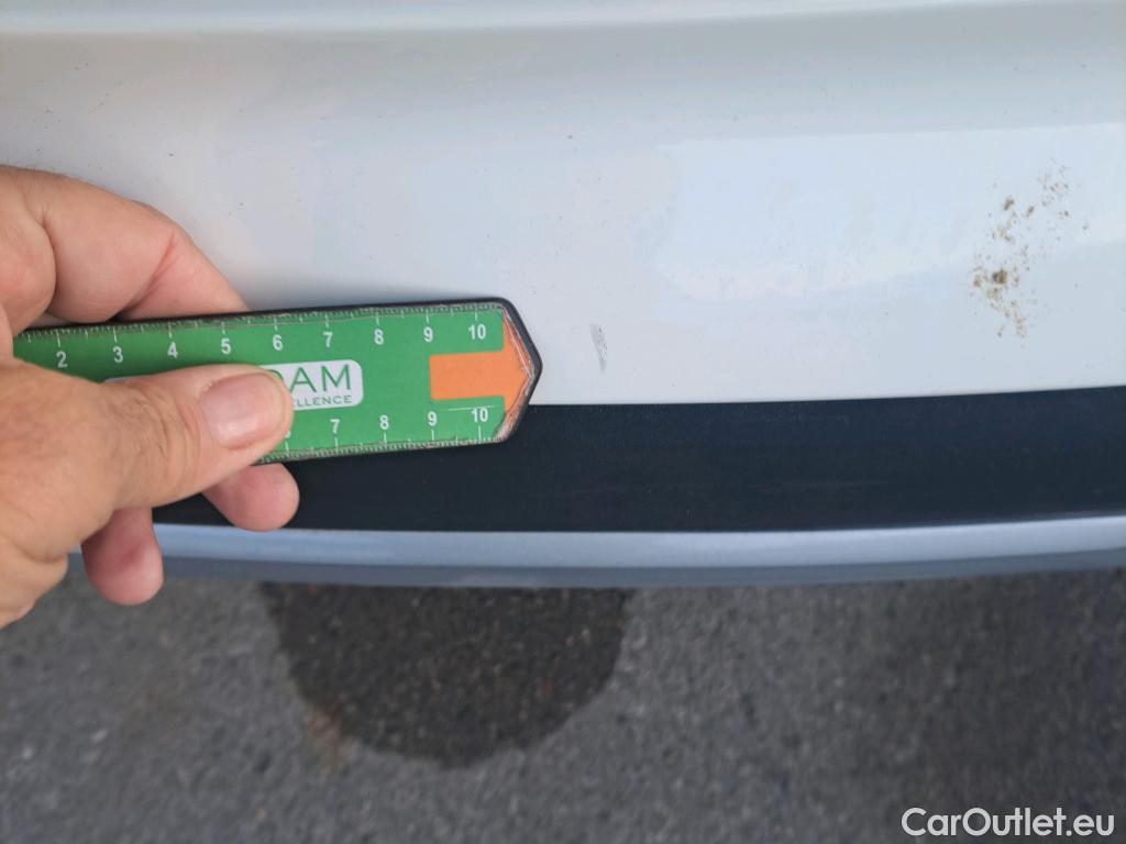  KIA  Sorento KIA  / 2020 / 5P / todoterreno 1.6 T-GDi PHEV Drive 4x4 7pl #21