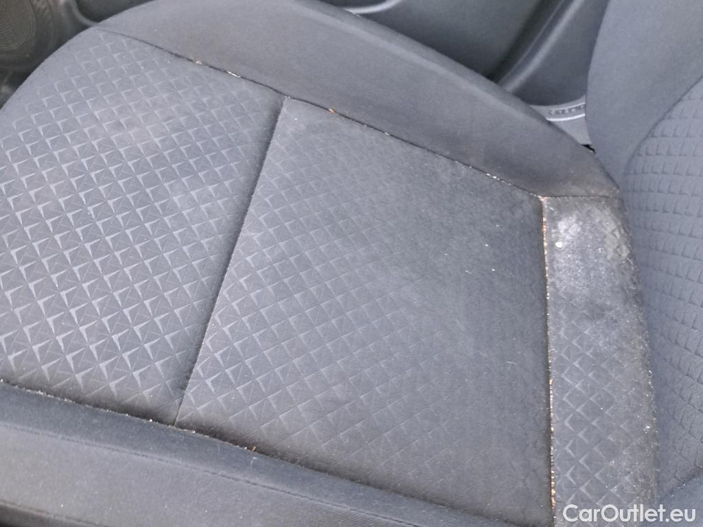  Nissan  Juke NISSAN  / 2019 / 5P / crossover DIG-T 84 kW (114 CV) 6M/T Acenta  #18