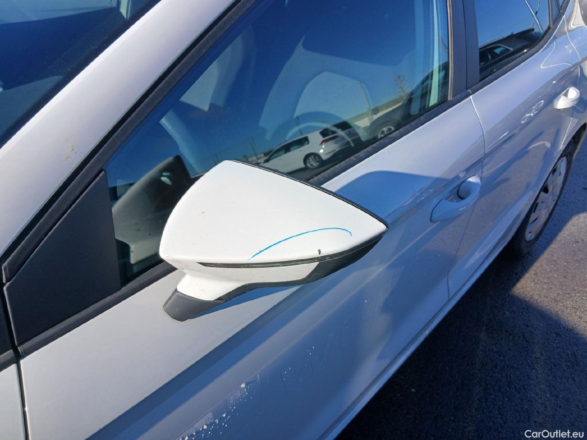  Seat  Ibiza SEAT  / 2017 / 5P / berlina con portón 1.0 MPI 59kW (80CV) Reference Plus(SP) #7