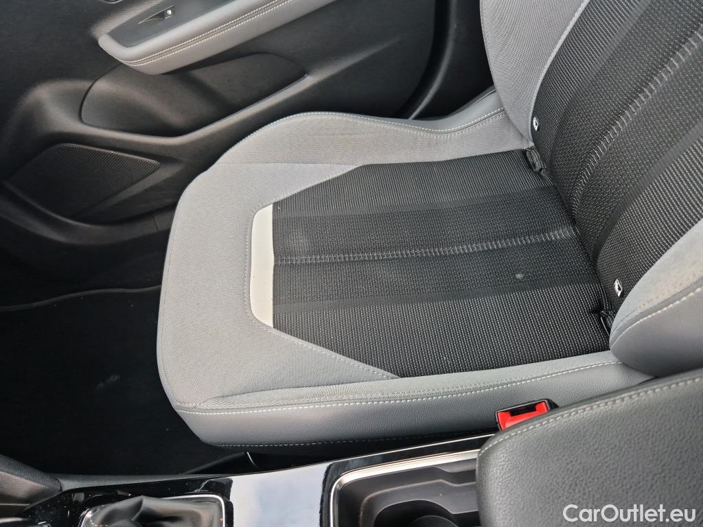  Opel  Mokka OPEL  / 2020 / 5P / todoterreno  1.5 D Business Elegance #4