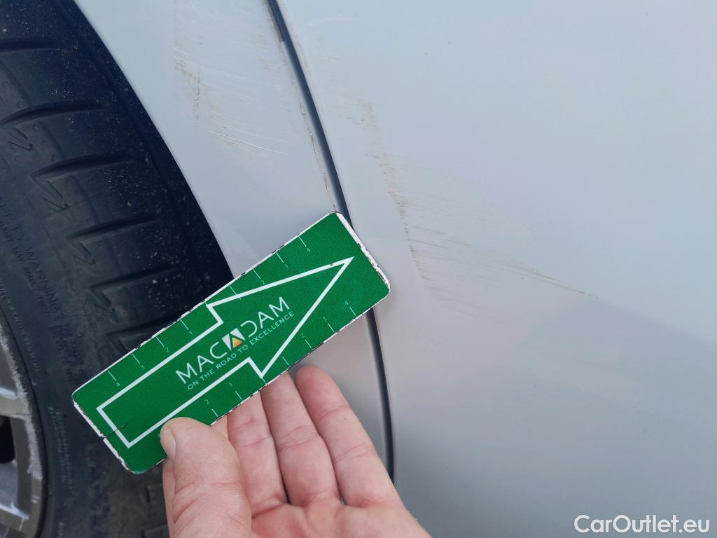  Mercedes  CLA-Klasse MERCEDES-BENZ CLA / 2019 / 4P / coupé CLA 250 e #16