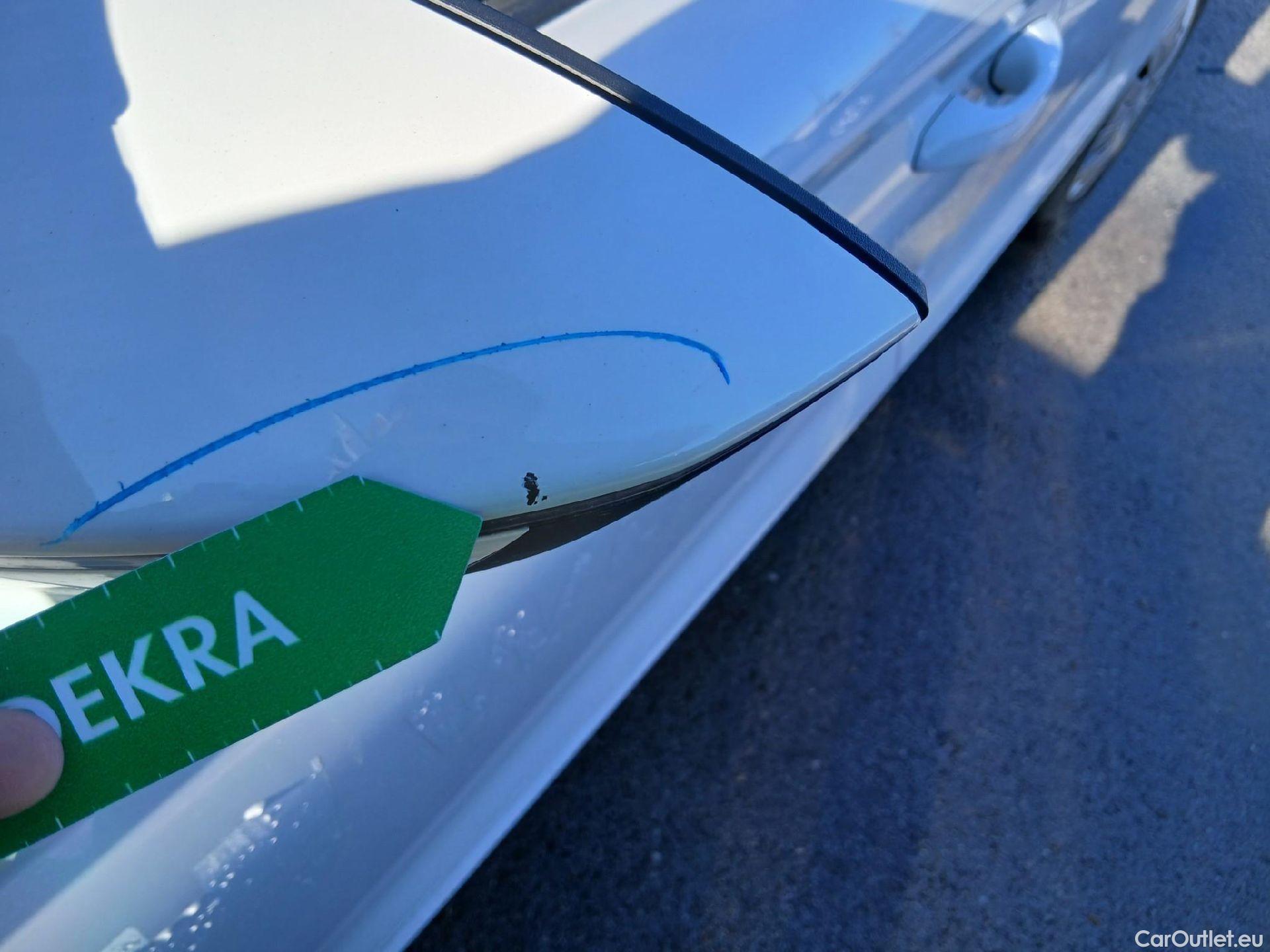  Seat  Ibiza SEAT  / 2017 / 5P / berlina con portón 1.0 MPI 59kW (80CV) Reference Plus(SP) #8