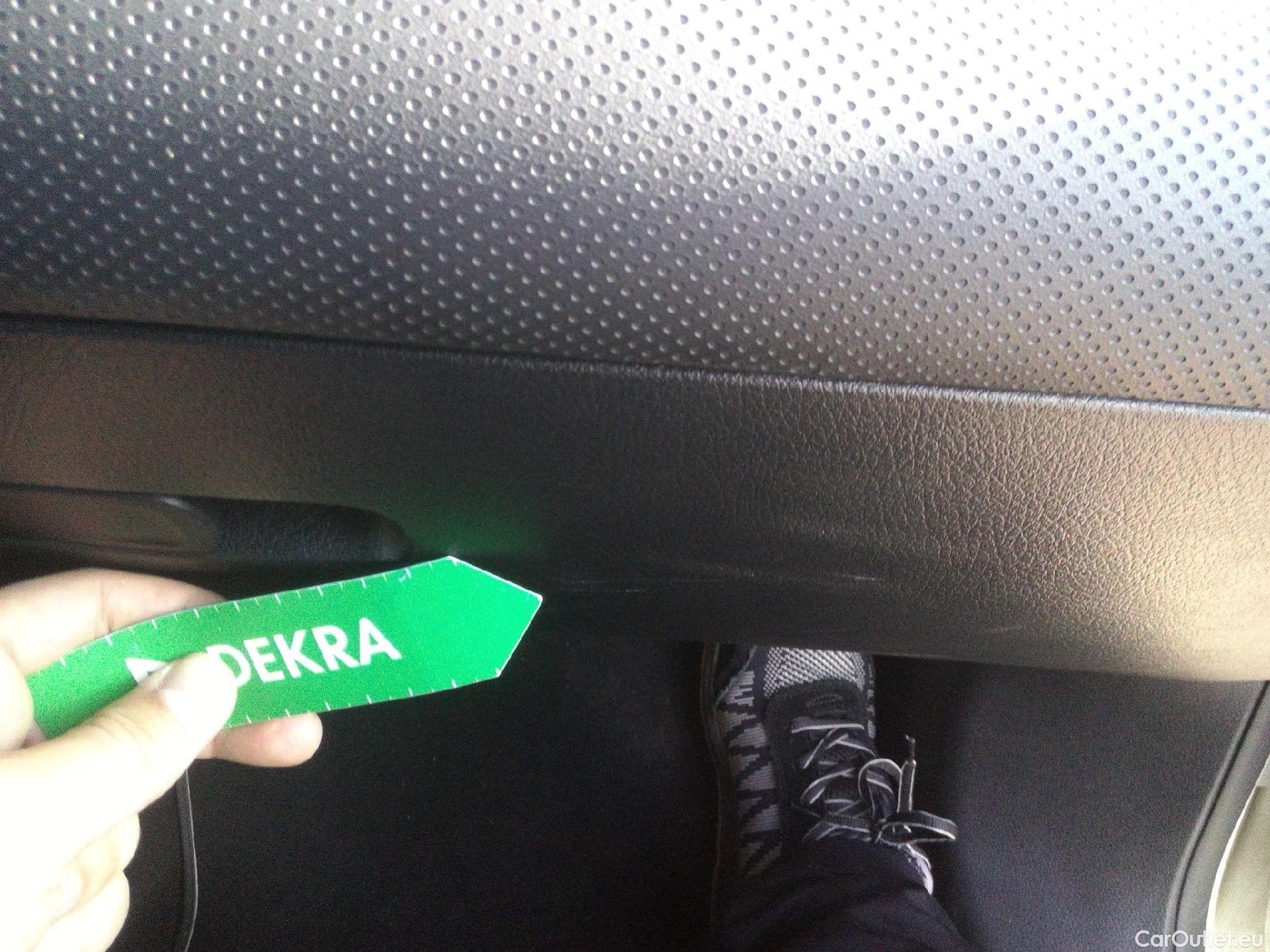  Mercedes  CLA-Klasse Clase CLA CLA 200 d (118.612)AMG AMG Line 150CV AT8 E6d #33