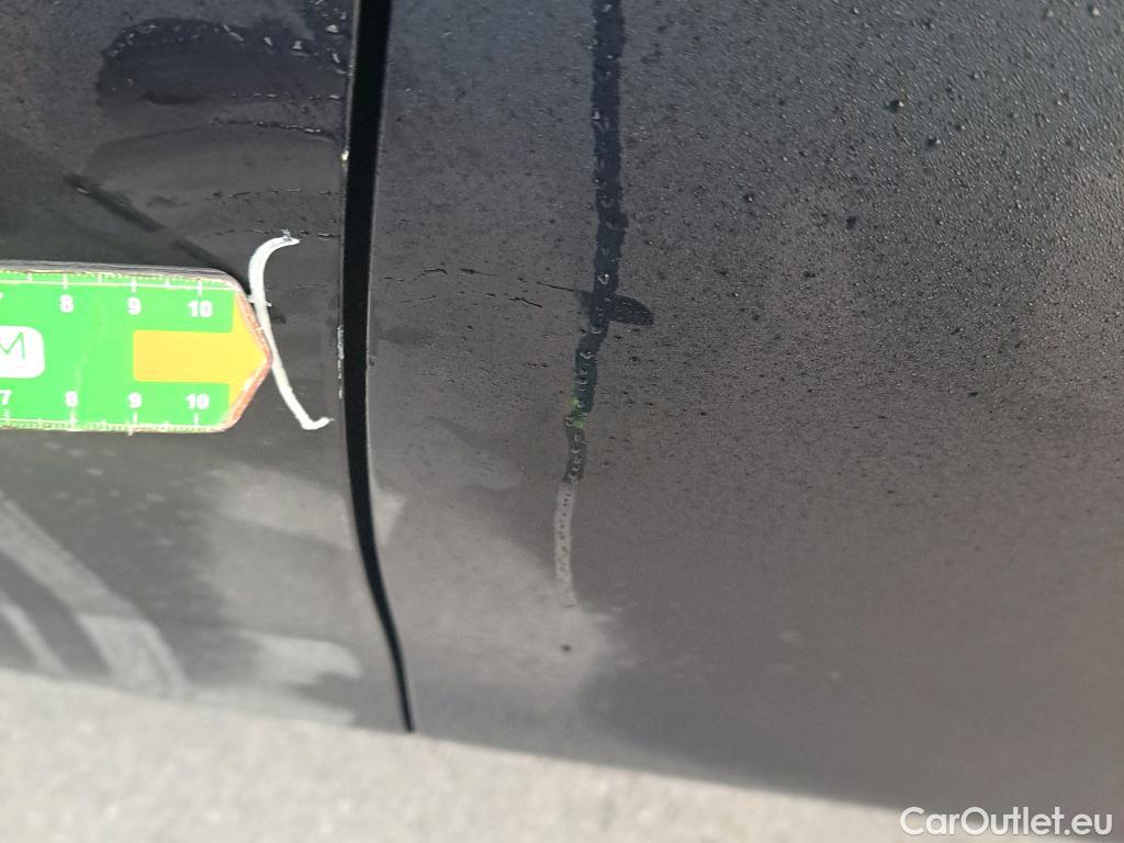  Mercedes  G-Klasee MERCEDES-BENZ GLC Coupé / 2019 / 5P / coupé GLC 300 de 4MATIC #36