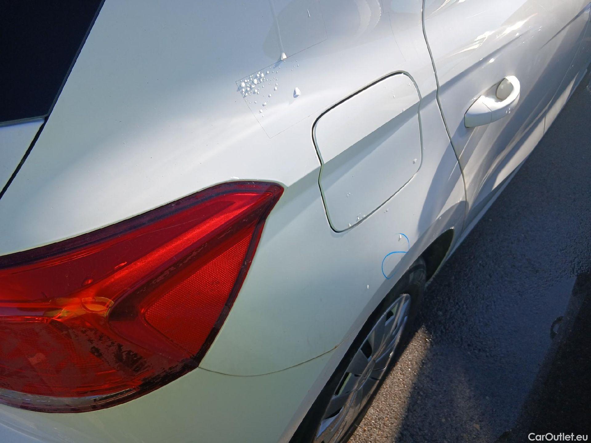  Seat  Ibiza SEAT  / 2017 / 5P / berlina con portón 1.0 MPI 59kW (80CV) Reference Plus(SP) #15