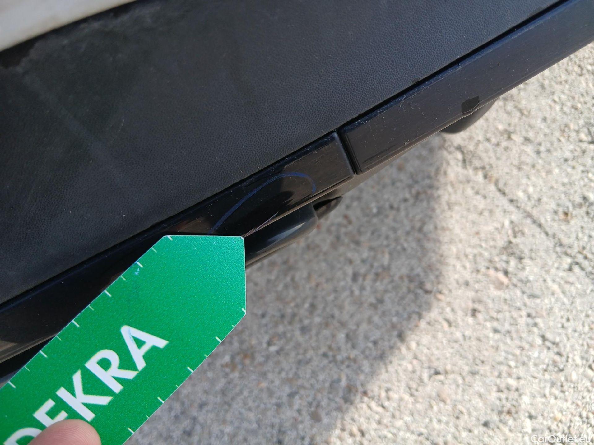  Mercedes  CLA-Klasse Clase CLA CLA 200 d (118.612)AMG AMG Line 150CV AT8 E6d #28