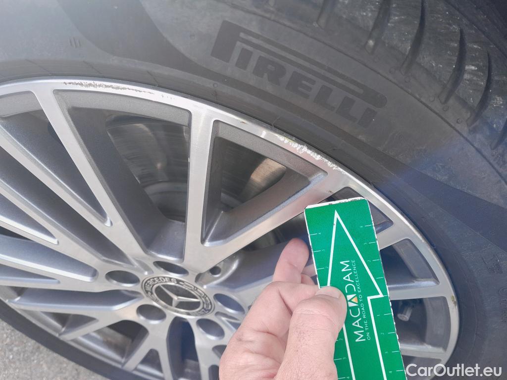  Mercedes  CLA-Klasse MERCEDES-BENZ CLA / 2019 / 4P / coupé CLA 250 e #8