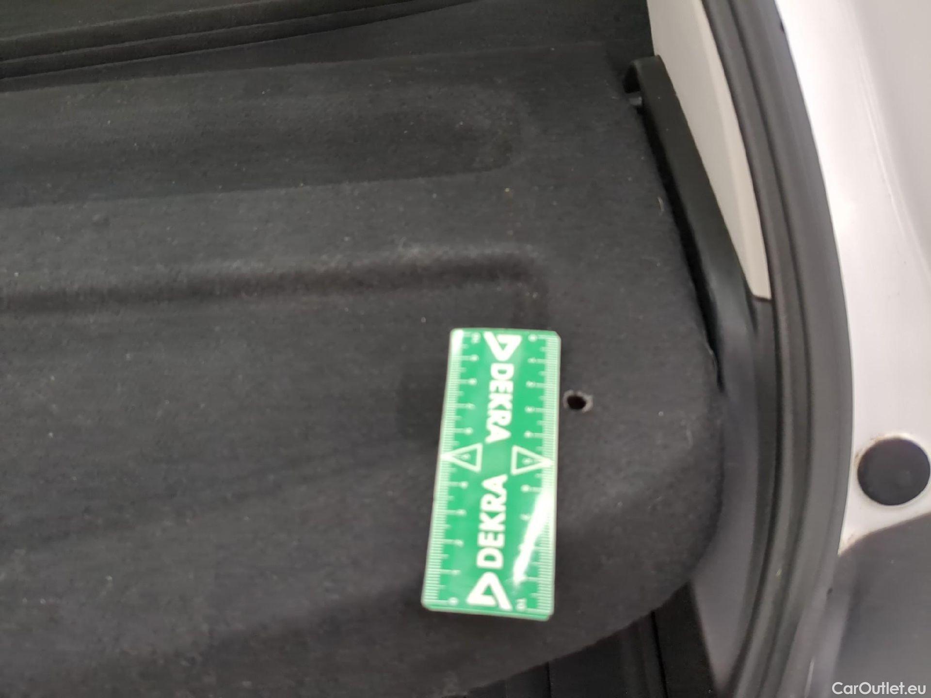  Citroen  C3 CITROEN  Société / 2020 / 5P / Berline / VU PureTech 83 S&S BVM Feel Nav #1