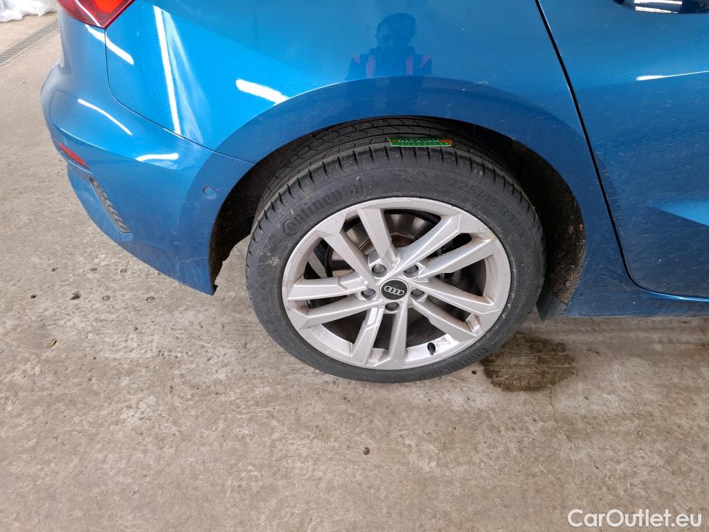  Audi  A3 AUDI  Sportback / 2020 / 5P / Berline 40 TFSI e 204 S Tronic Business Line #18