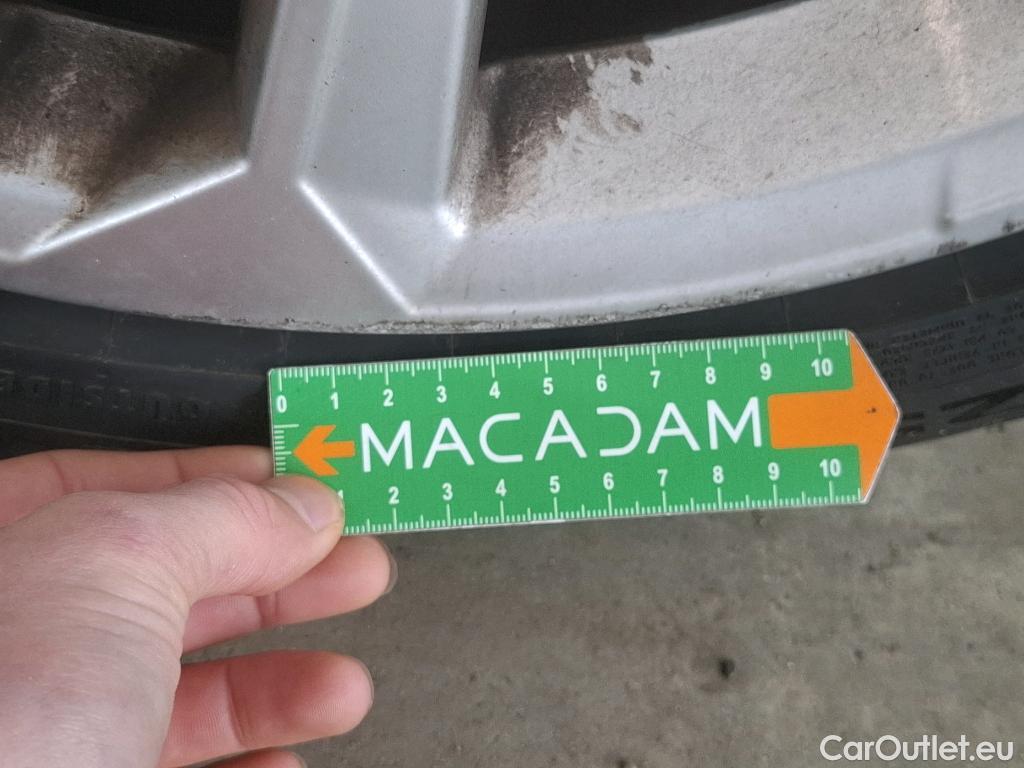  Audi  A3 AUDI  Sportback / 2020 / 5P / Berline 40 TFSI e 204 S Tronic Business Line #17