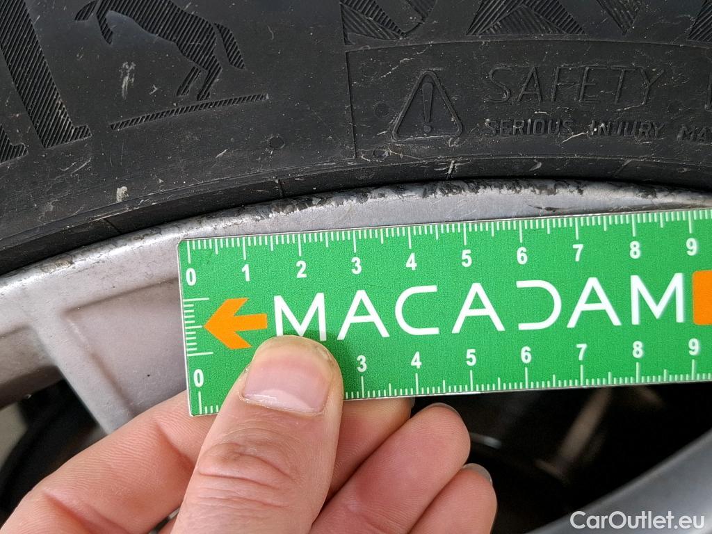  Audi  A3 AUDI  Sportback / 2020 / 5P / Berline 40 TFSI e 204 S Tronic Business Line #19