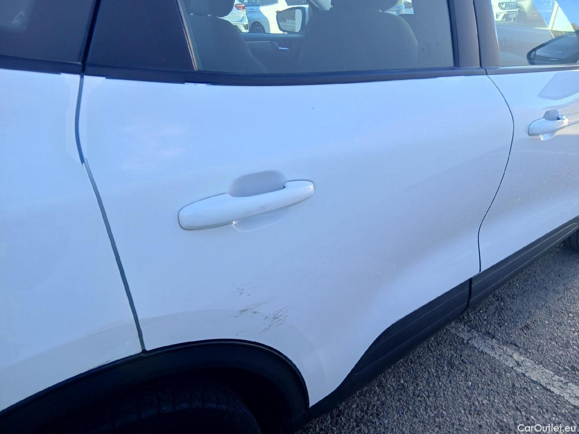  Ford  Kuga FORD  / 2019 / 5P / todoterreno Titanium 2.0 EcoBlue MHEV 110kW (150CV) #10