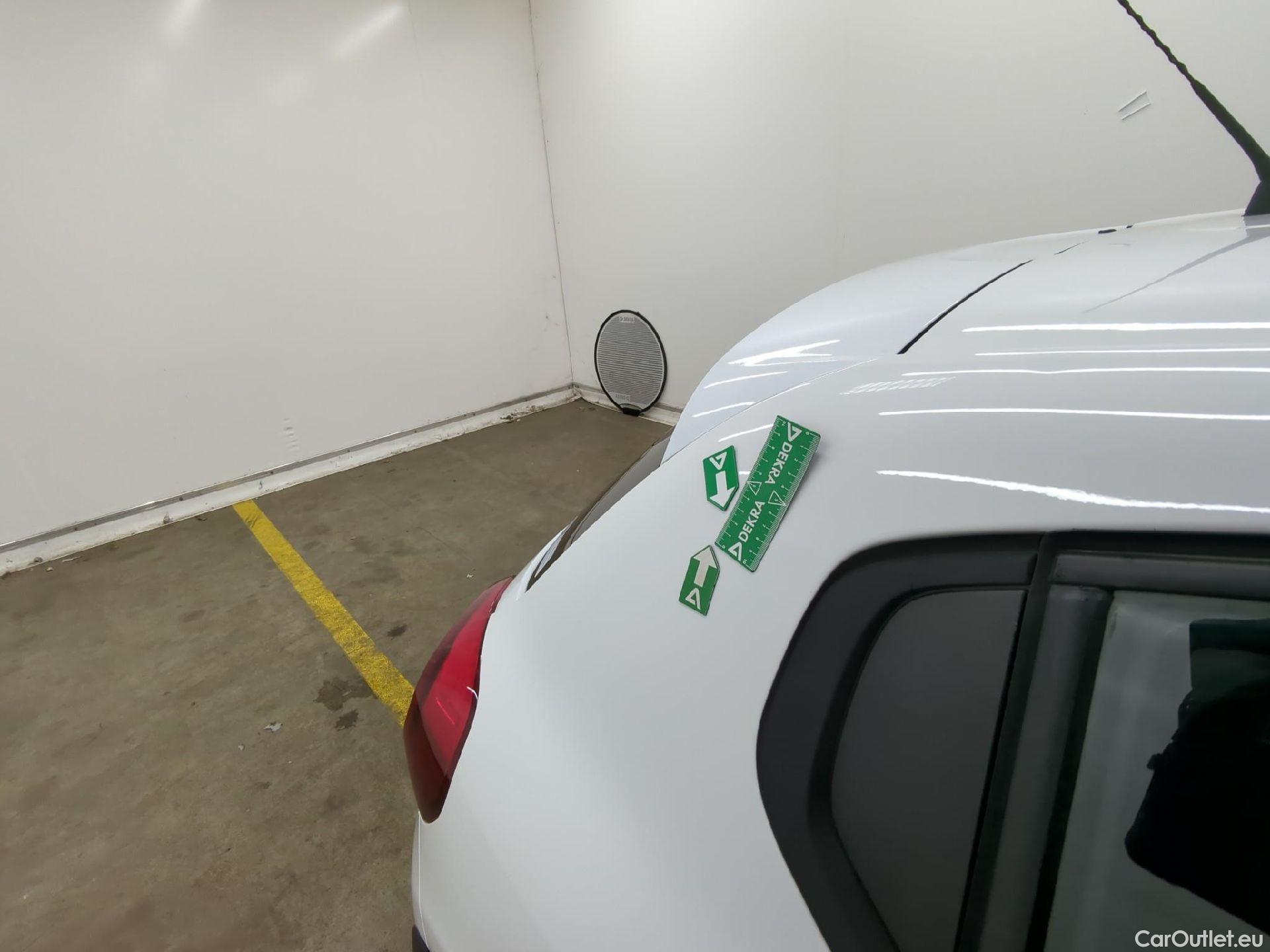  Citroen  C3 CITROEN  Société / 2020 / 5P / Berline / VU PureTech 83 S&S BVM Feel Nav #36