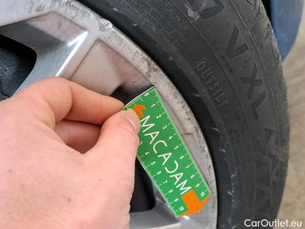  Audi  A3 AUDI  Sportback / 2020 / 5P / Berline 40 TFSI e 204 S Tronic Business Line #24