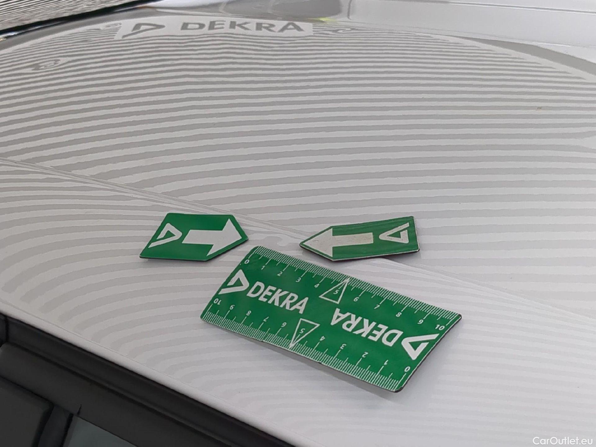  Citroen  C3 CITROEN  Société / 2020 / 5P / Berline / VU PureTech 83 S&S BVM Feel Nav #50