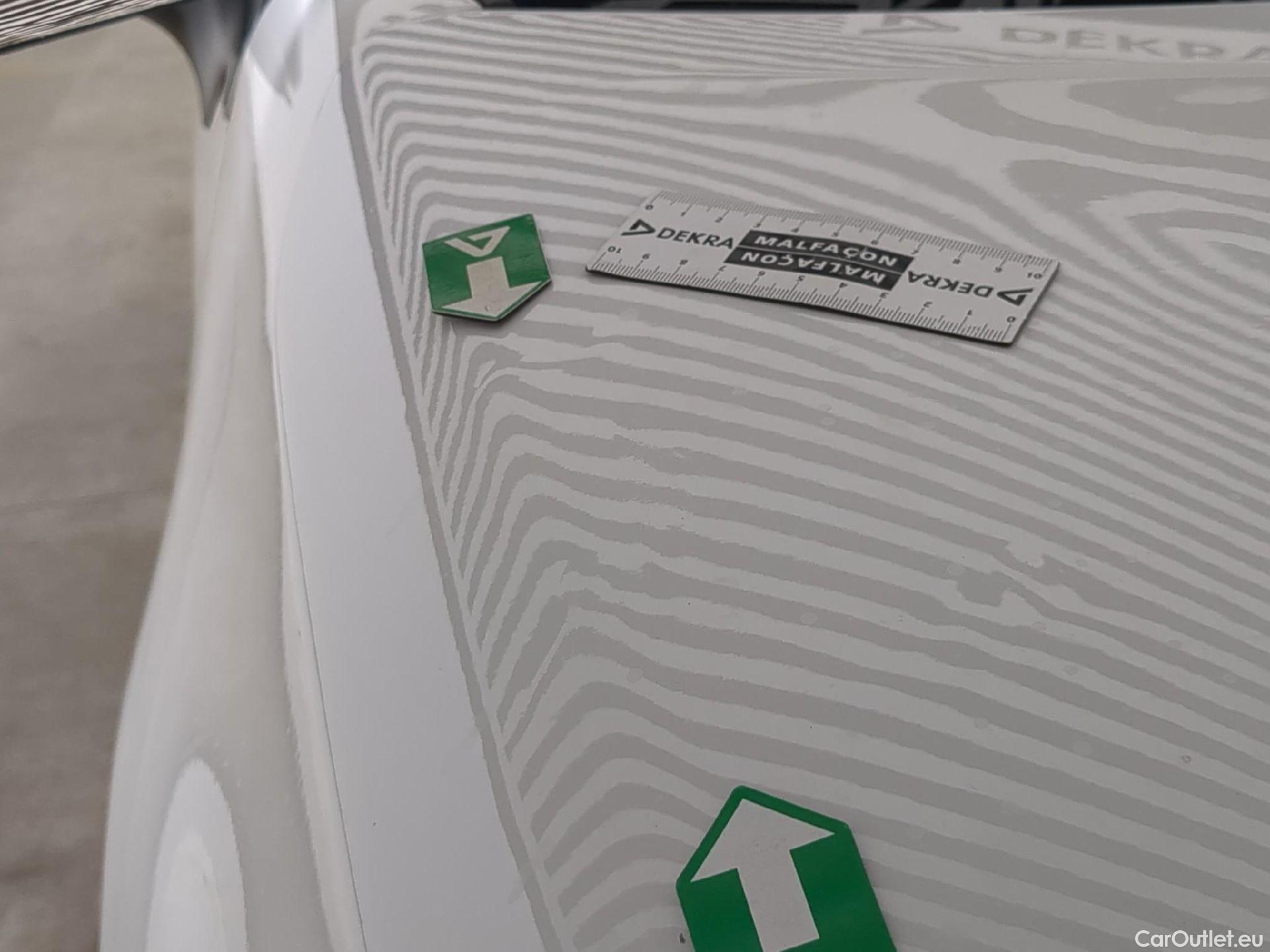  Citroen  C3 CITROEN  Société / 2020 / 5P / Berline / VU PureTech 83 S&S BVM Feel Nav #48