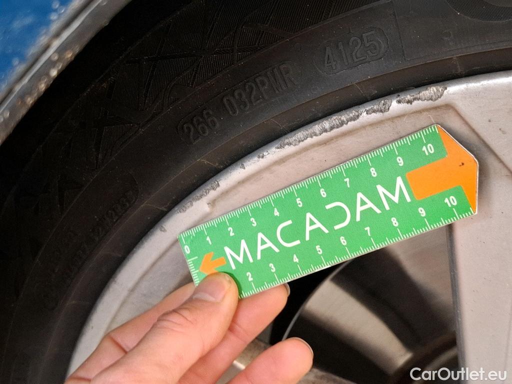  Audi  A3 AUDI  Sportback / 2020 / 5P / Berline 40 TFSI e 204 S Tronic Business Line #26