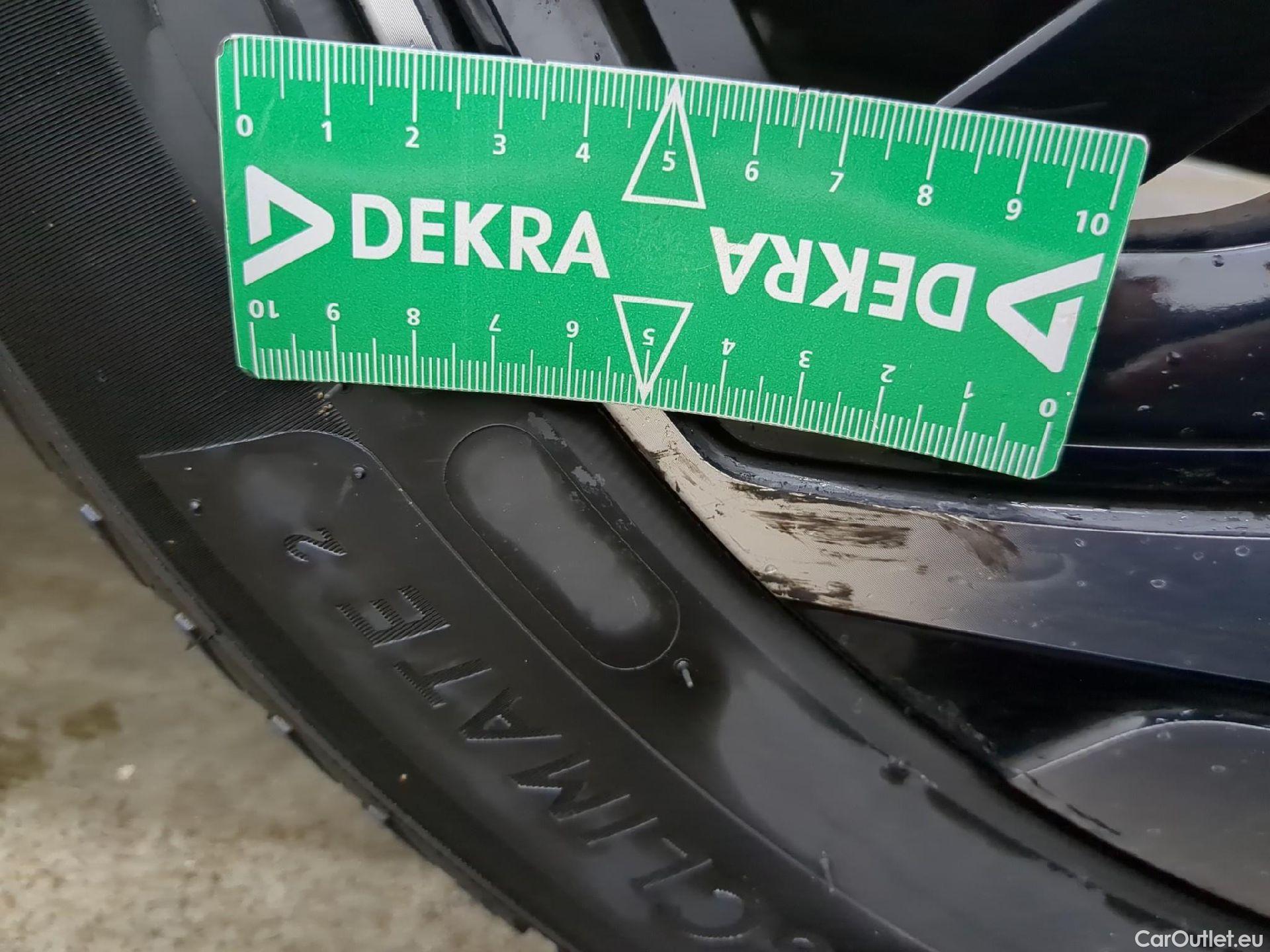  Citroen  C4  Berline Feel Pack Business 1.5 BlueHDI 110CV BVM6 E6d #6