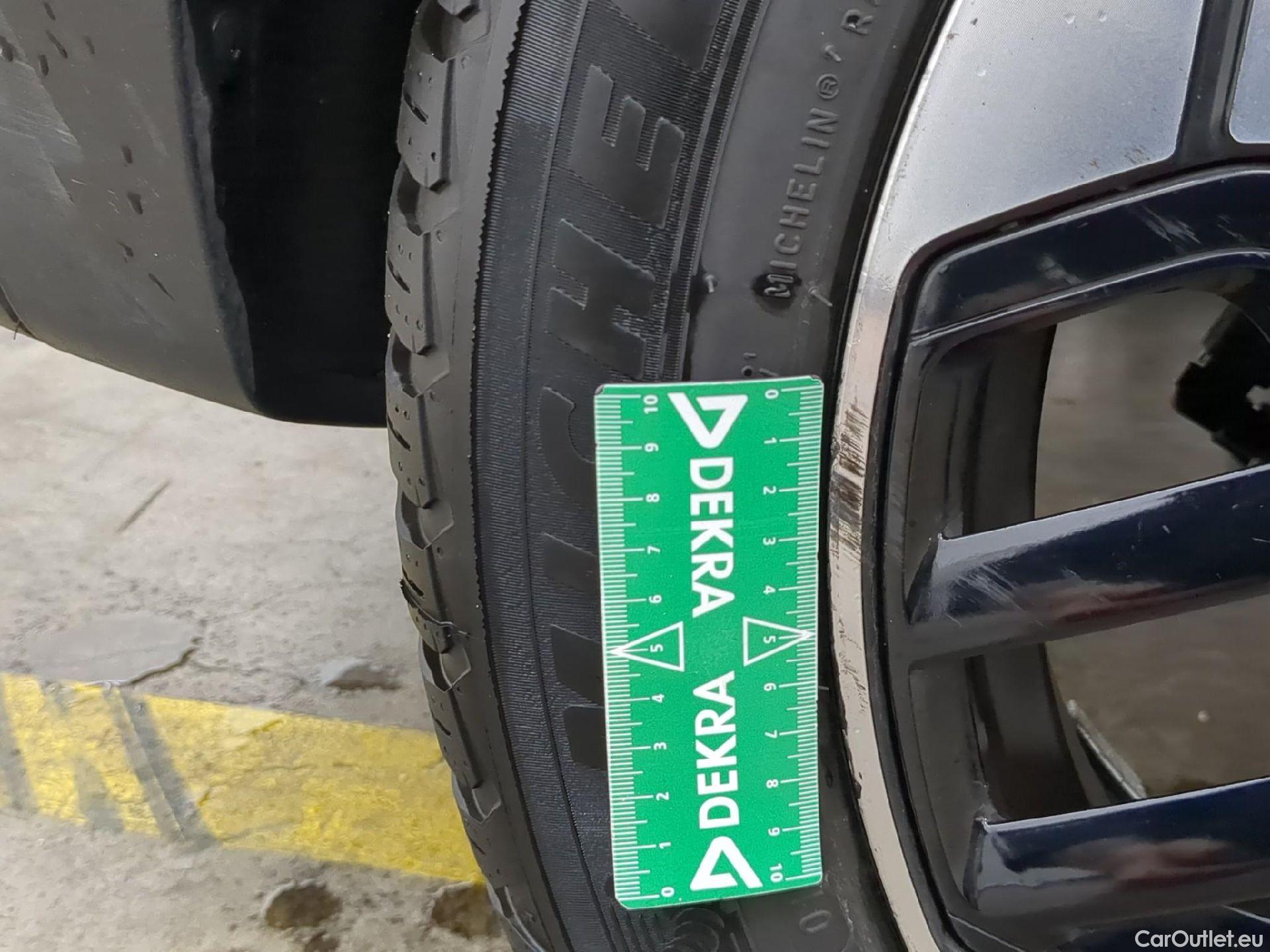  Citroen  C4  Berline Feel Pack Business 1.5 BlueHDI 110CV BVM6 E6d #9