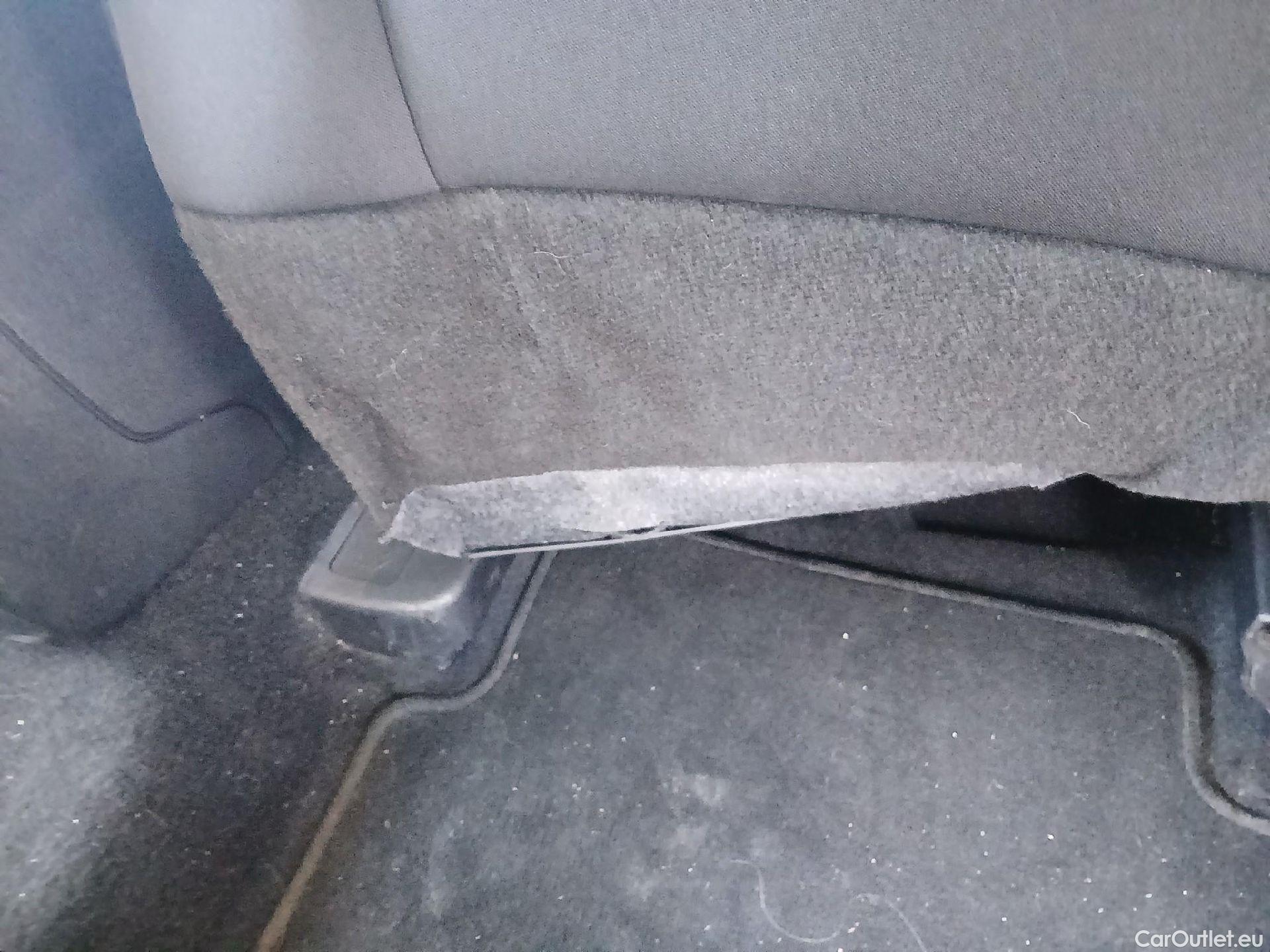  Ford  Kuga FORD  / 2019 / 5P / todoterreno Titanium 2.0 EcoBlue MHEV 110kW (150CV) #15