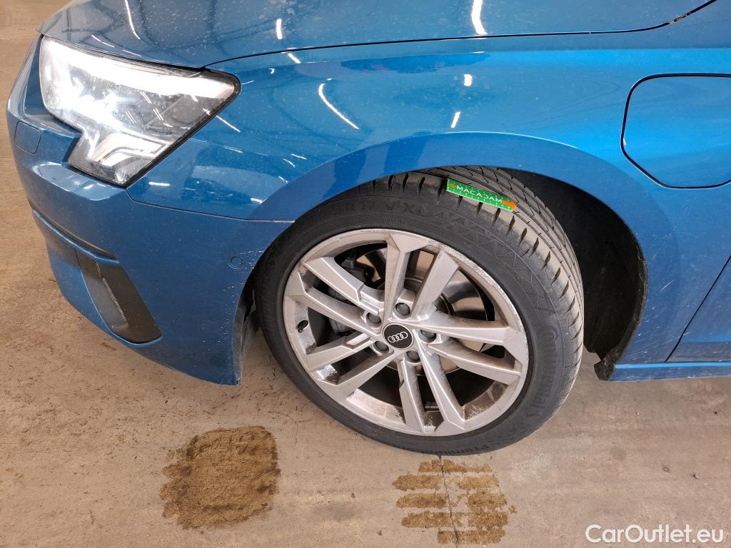  Audi  A3 AUDI  Sportback / 2020 / 5P / Berline 40 TFSI e 204 S Tronic Business Line #9