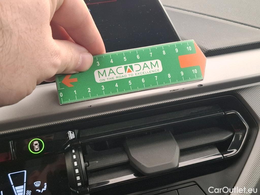  Bmw  Serie 1 BMW Série 1 / 2019 / 5P / Berline 116i DKG7 Business Design #6