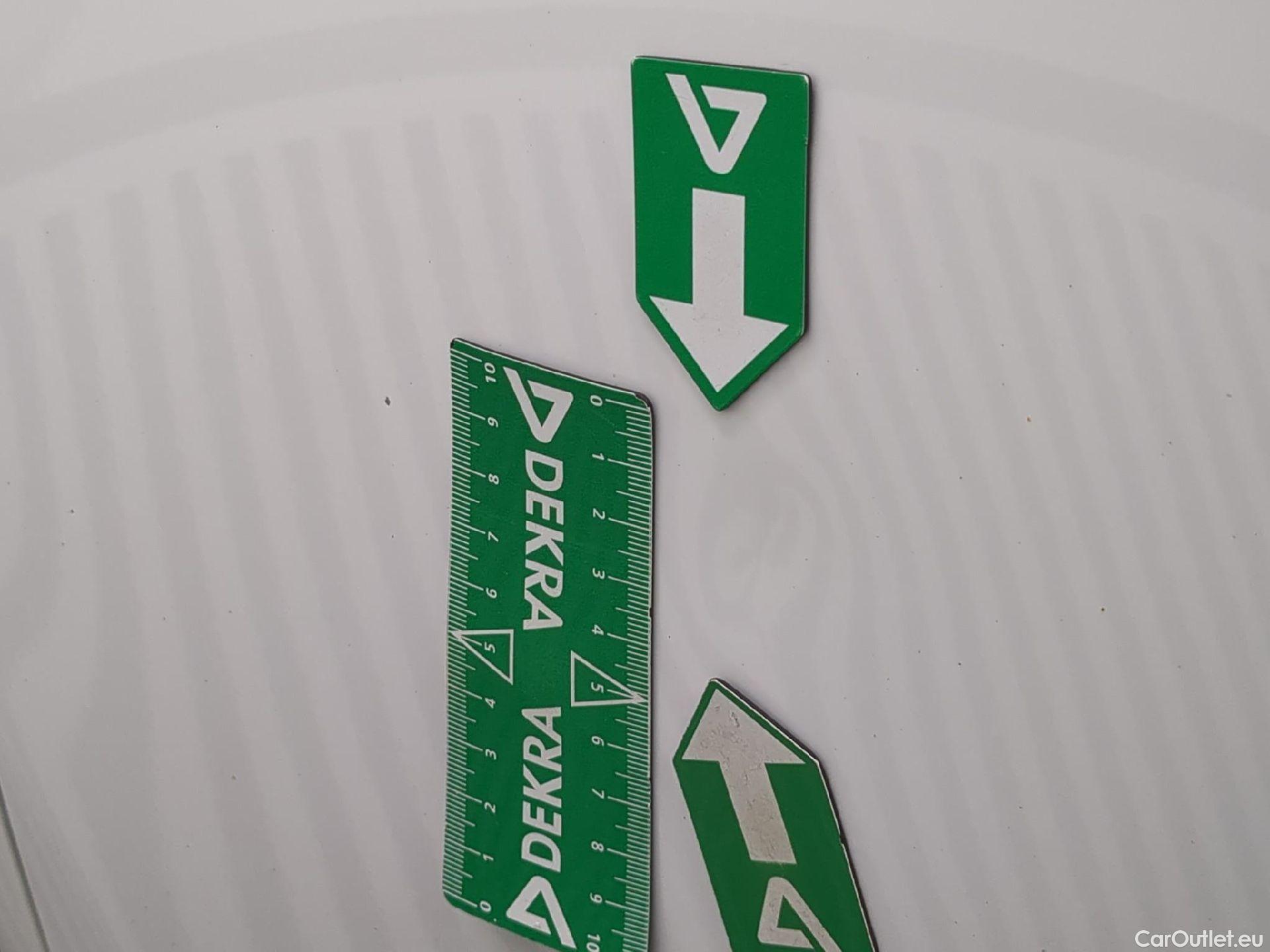  Citroen  C3 CITROEN  Société / 2020 / 5P / Berline / VU PureTech 83 S&S BVM Feel Nav #54