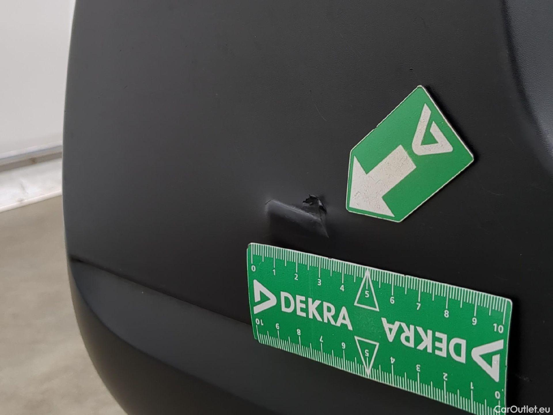  Citroen  C3 CITROEN  Société / 2020 / 5P / Berline / VU PureTech 83 S&S BVM Feel Nav #59