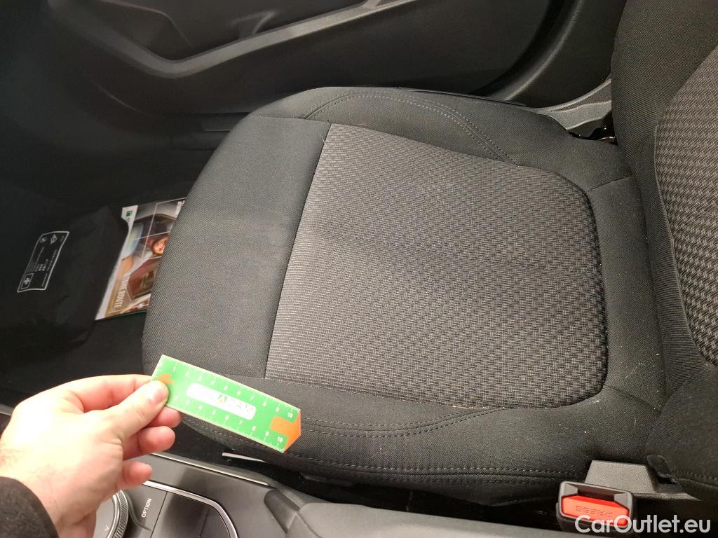  Bmw  Serie 1 BMW Série 1 / 2019 / 5P / Berline 116i DKG7 Business Design #11