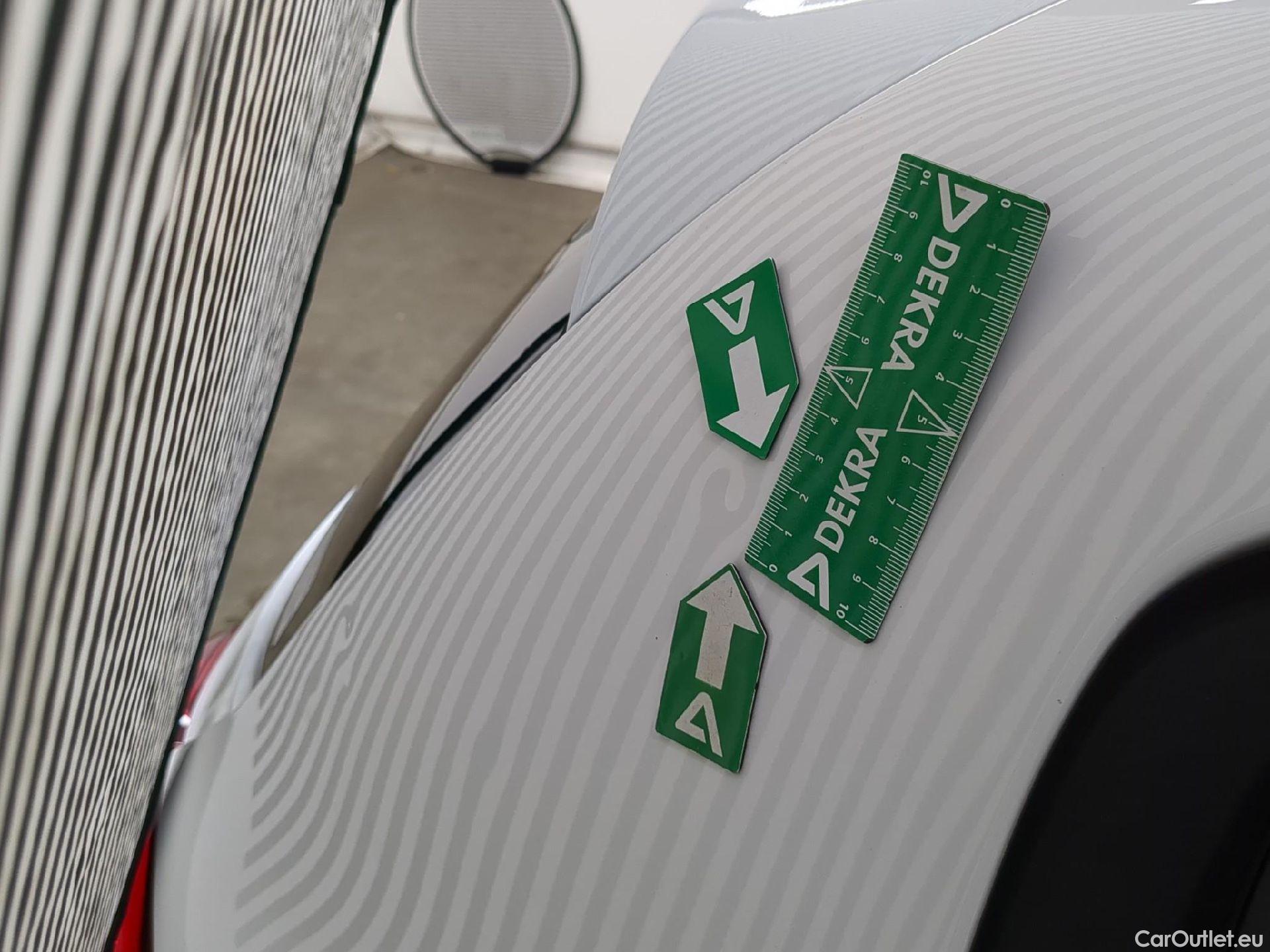  Citroen  C3 CITROEN  Société / 2020 / 5P / Berline / VU PureTech 83 S&S BVM Feel Nav #38