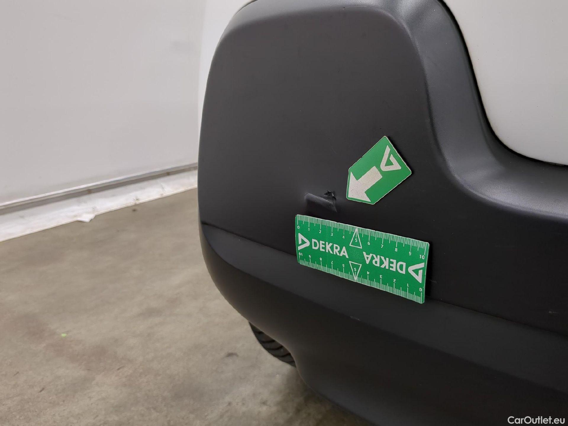  Citroen  C3 CITROEN  Société / 2020 / 5P / Berline / VU PureTech 83 S&S BVM Feel Nav #60