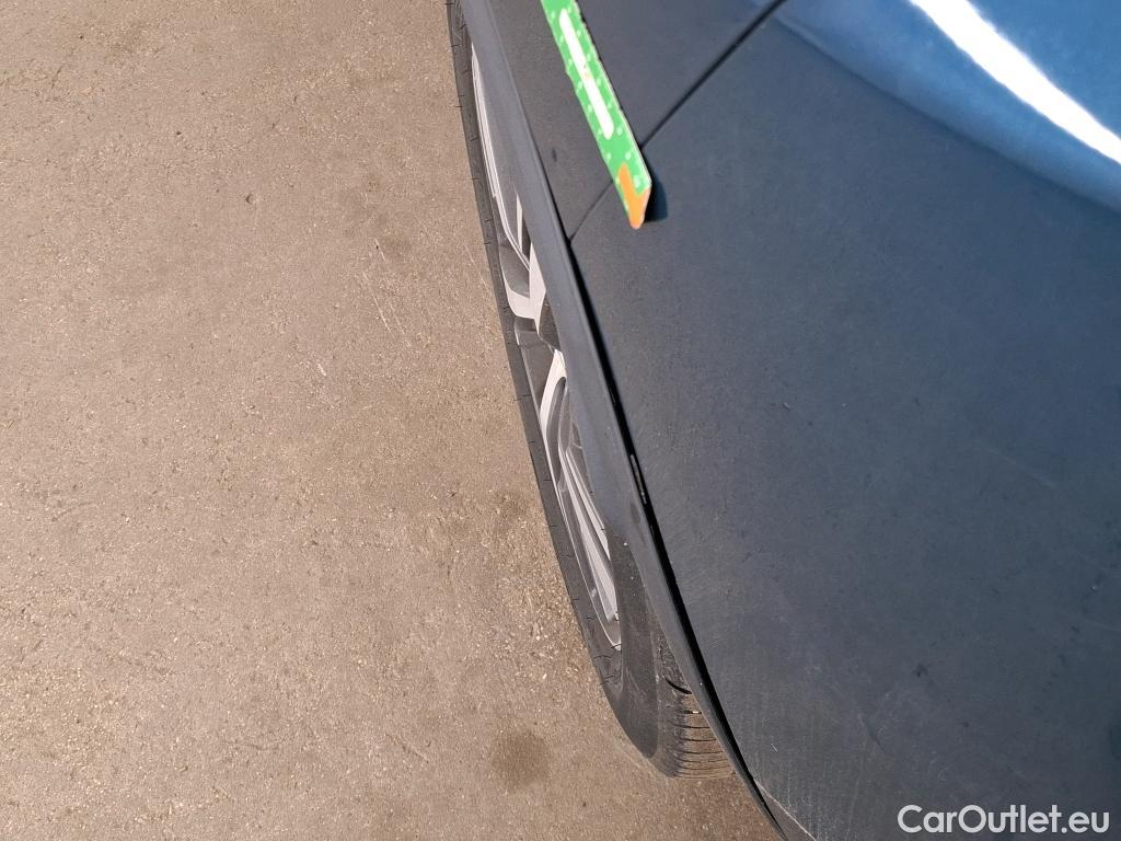  Peugeot  3008 PEUGEOT  / 2020 / 5P / SUV 1.6 HYBRID 225 E-EAT8 Allure #58