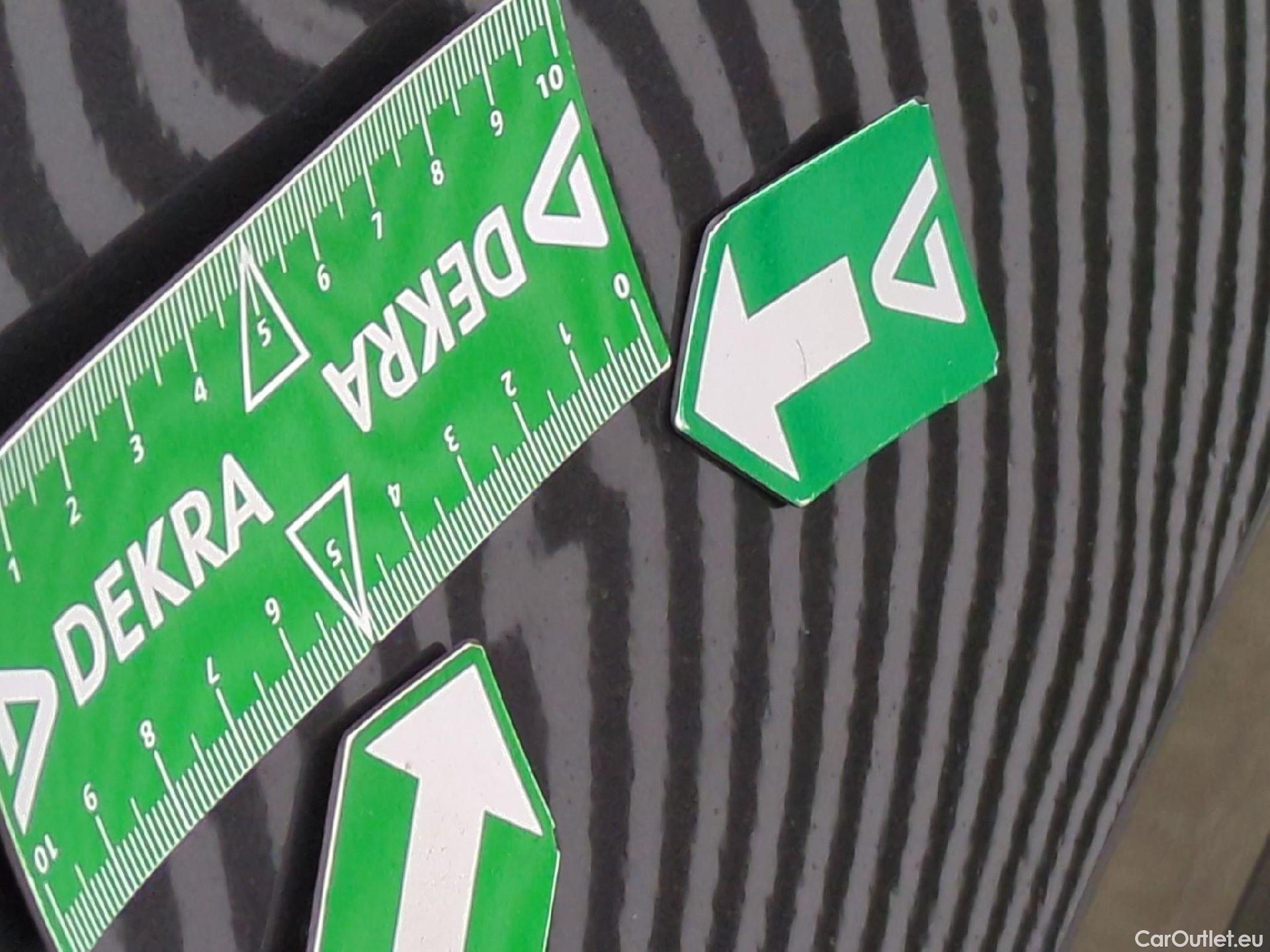  Peugeot  2008  Allure Pack 1.2 PureTech 100CV BVM6 E6d #9