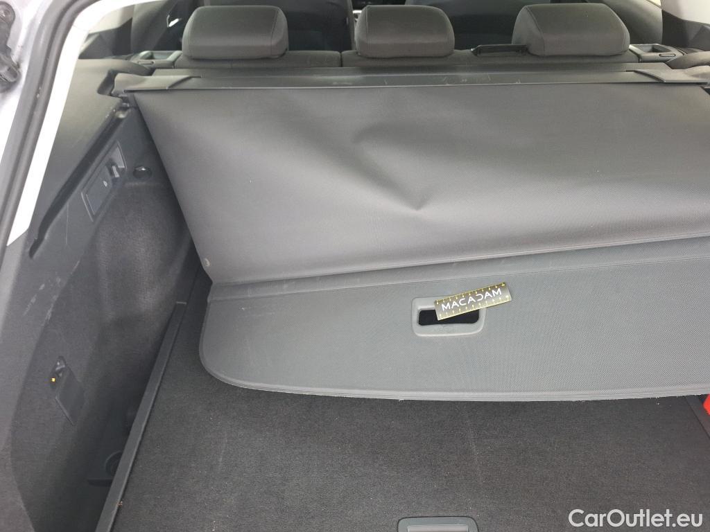  Seat  Leon SEAT  Sportstourer / 2020 / 5P / Break 1.0 eTSI 110 DSG S&S Style Business #13