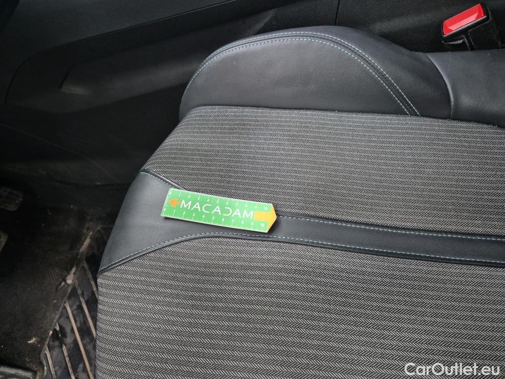  Peugeot  3008  Allure Pack 1.5 HDi 130CV BVA8 E6d #8