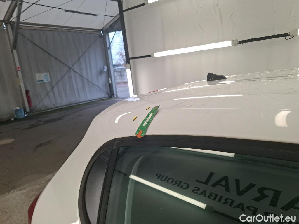  Peugeot  208 PEUGEOT  Affaire VU 5p Berline BlueHDi 100 S&S PREMIUM PACK #16